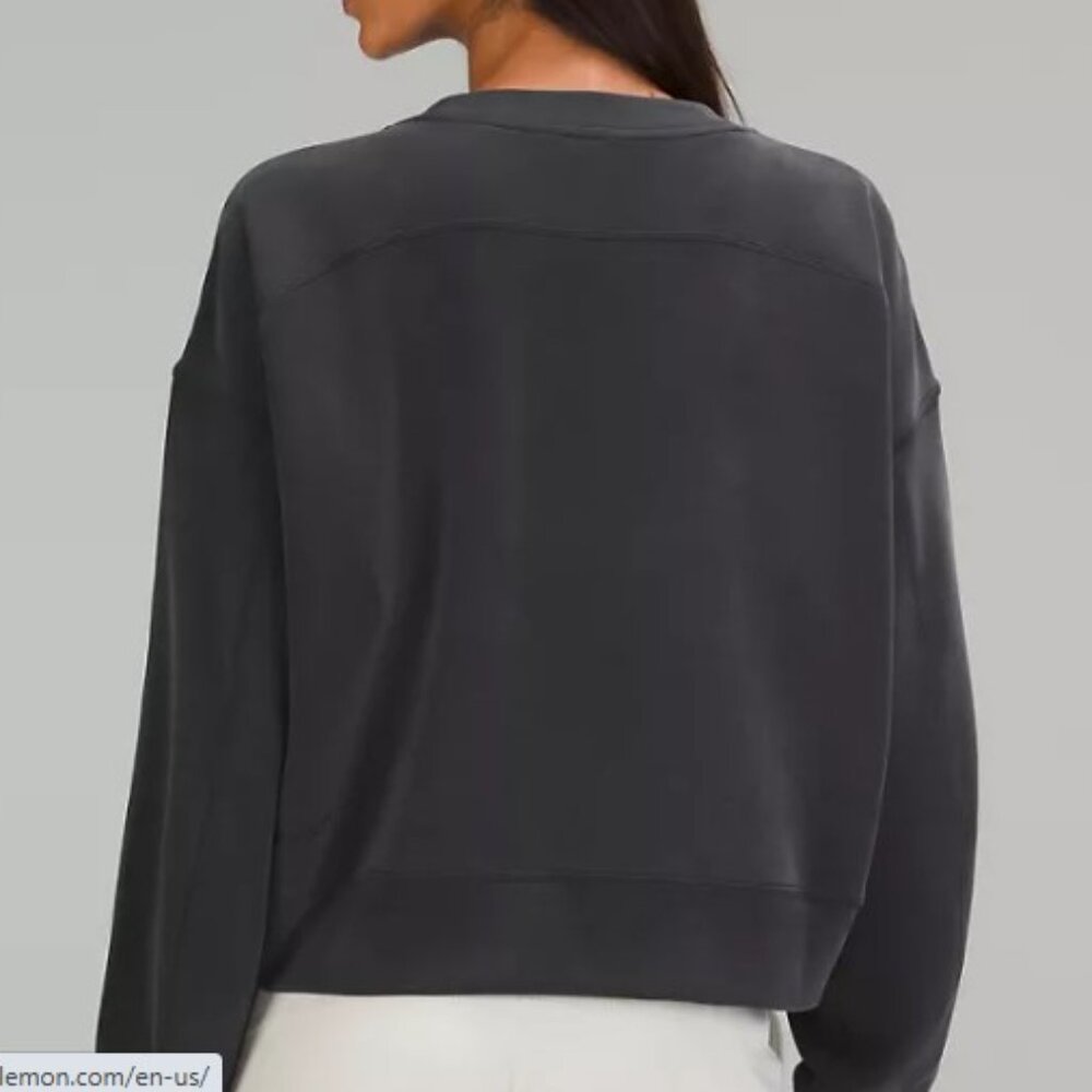 NWOT Lululemon Softstreme Perfectly Oversized Cropped Crew in Purple Size 6 - Picture 3 of 5